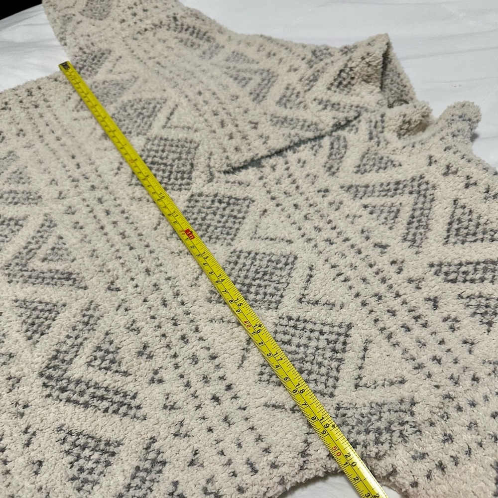 🔹Hem & Thread sweater - Picture 5 of 8